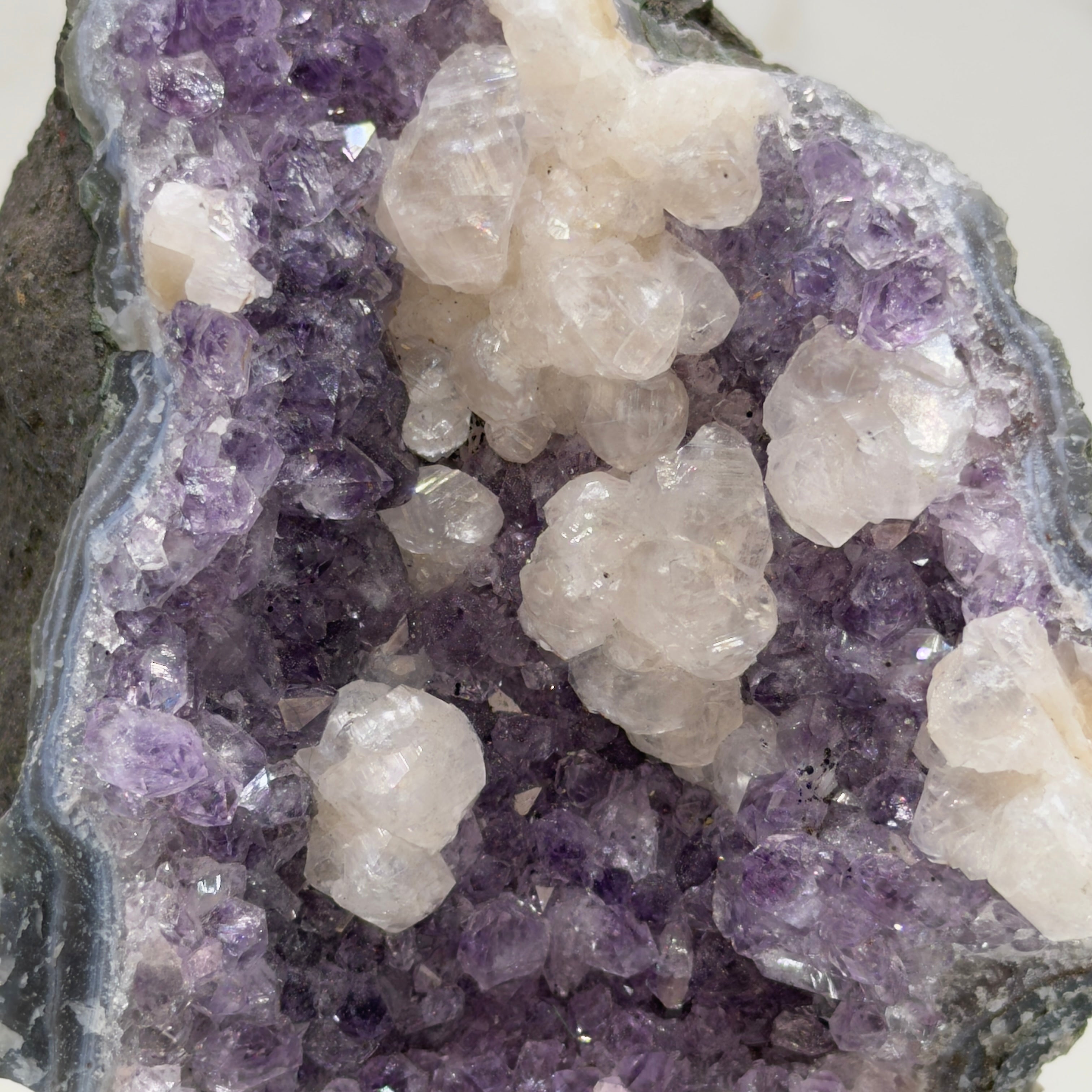 Amatista con Calcita