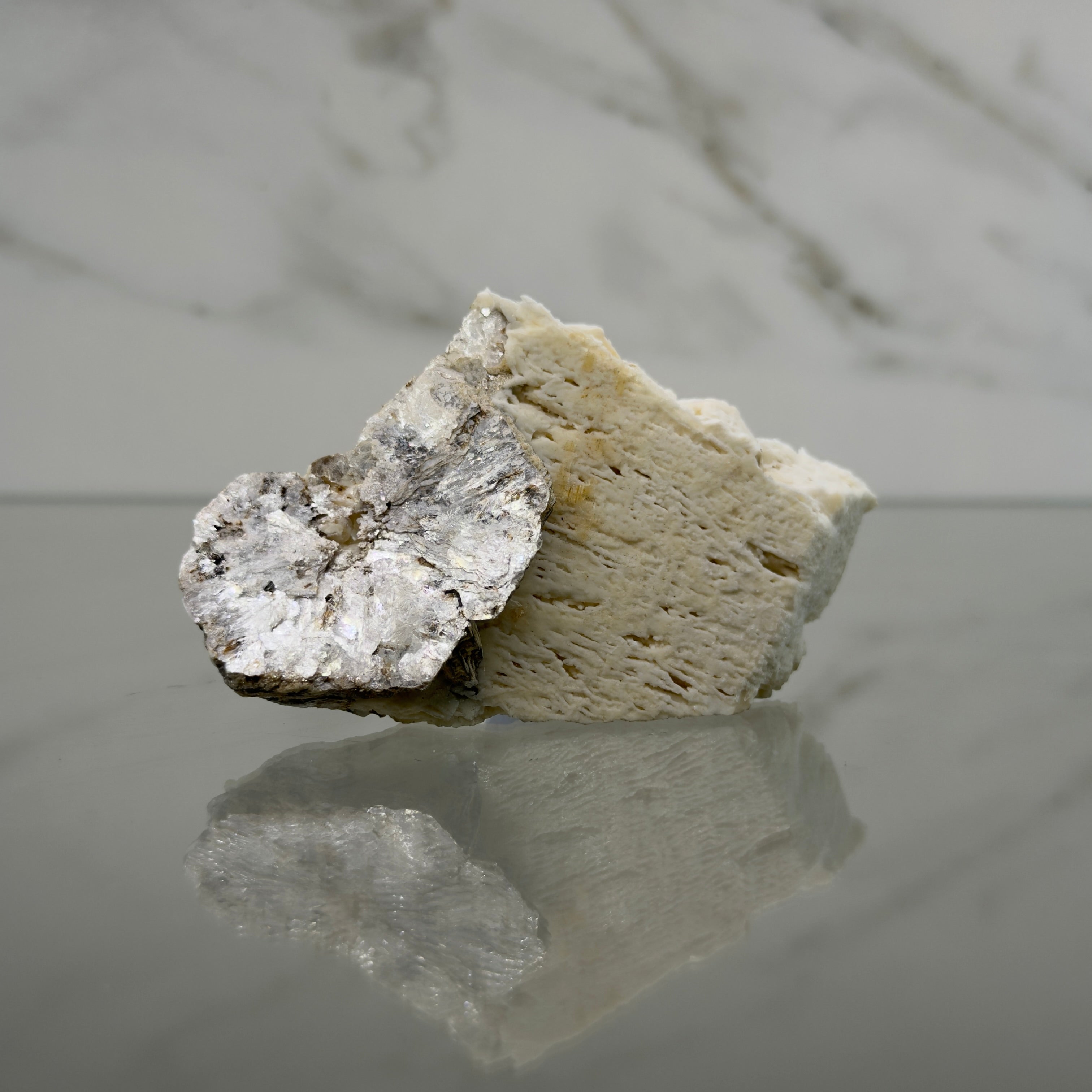 Mica moscovita con Ortosa