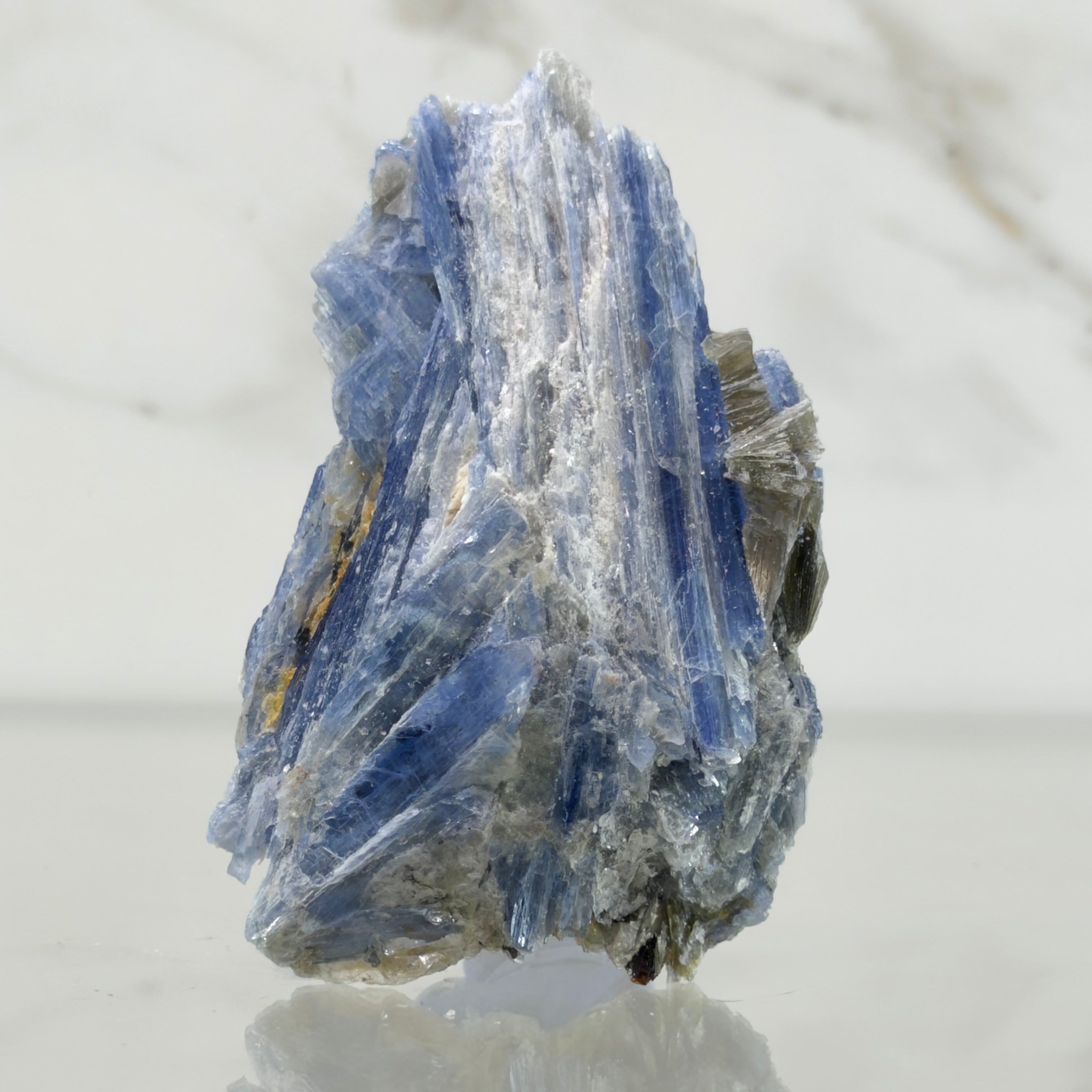 Cianita azul